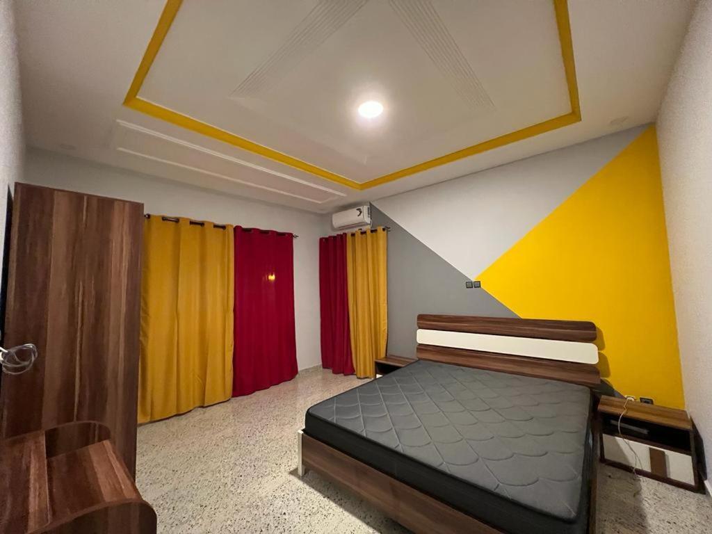 Smb-Gn Residence Lambandji - Electricite Et Wifi H24 Conacri Exterior foto