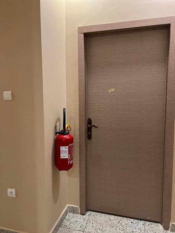 Smb-Gn Residence Lambandji - Electricite Et Wifi H24 Conacri Exterior foto