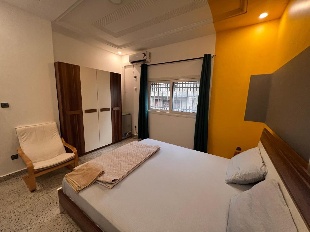 Smb-Gn Residence Lambandji - Electricite Et Wifi H24 Conacri Exterior foto