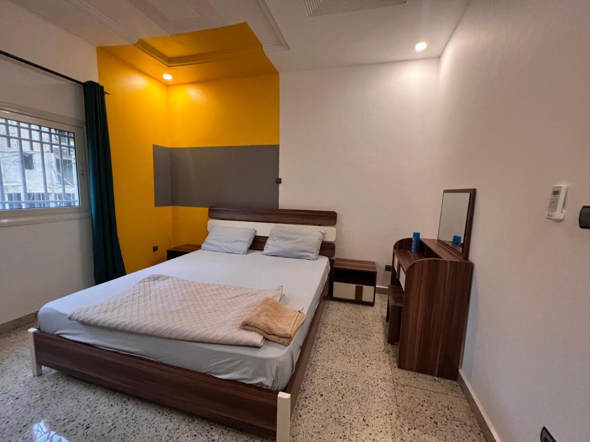 Smb-Gn Residence Lambandji - Electricite Et Wifi H24 Conacri Exterior foto